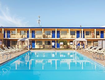 Days Inn Hotel Phoenix Metrocenter Eksteriør bilde